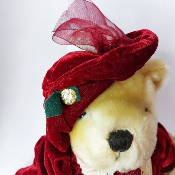 𝅺Vintage Pickford Bears "Pearl" - Picture 3 of 5